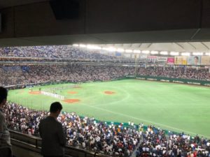 国歌斉唱