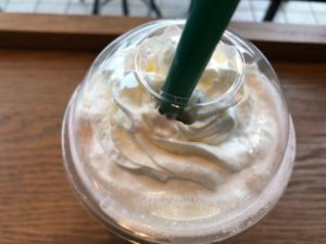 ピーチオンザビーチフラペチーノ